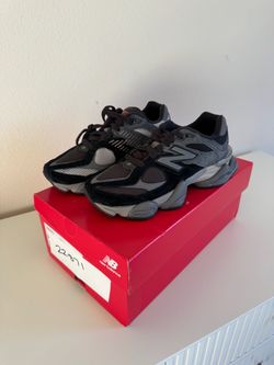 Women’s New Balance 9060 Shoes