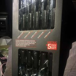 Tools Longer ratcheting wrench set