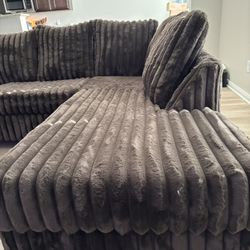 Like New Corduroy Sectional Sofa Couch (DELIVERY AVAILABLE)