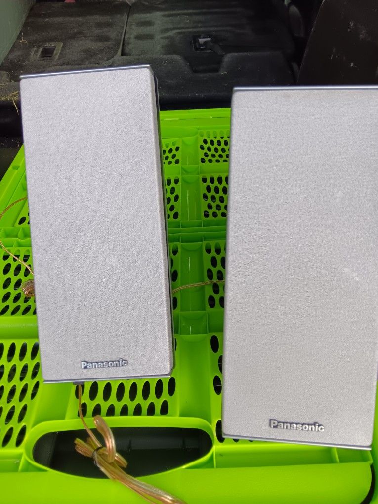 2 Panasonic Speakers