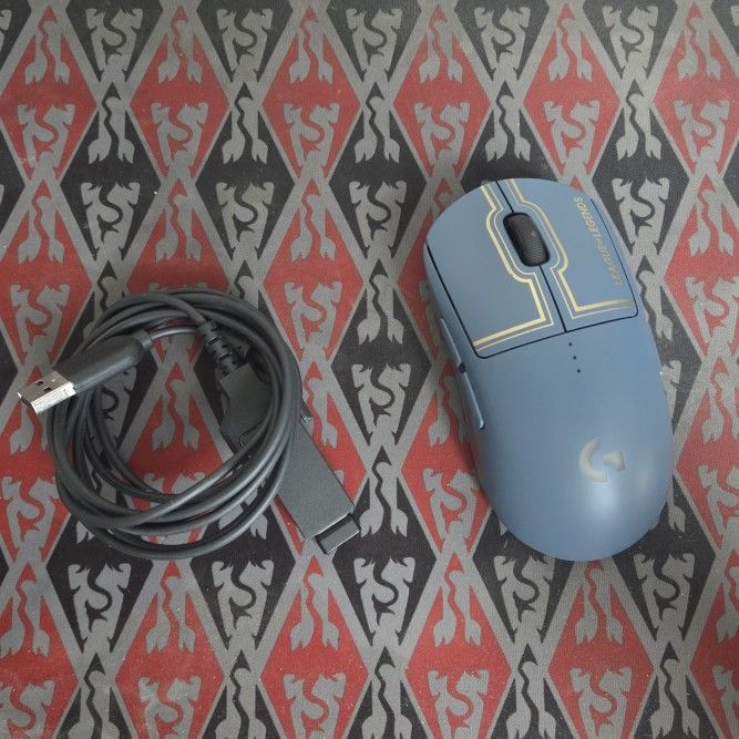 Logitech G Pro Wireless Gaming Mouse - League of Legends Edition
