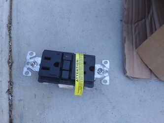 GFI ELECTRIC SOCKET