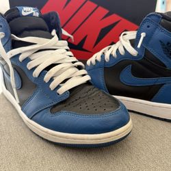 Air Jordan 1 Black Blue