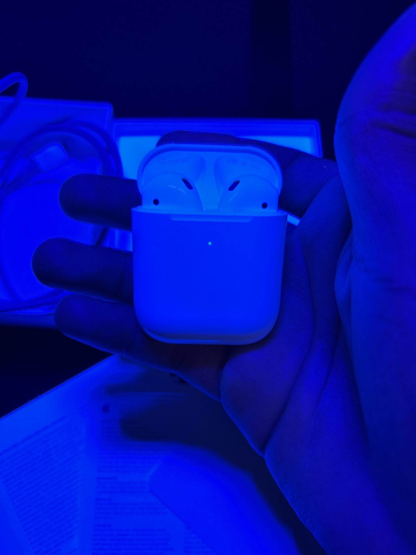 AirPods