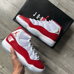 Jordan 11 Retro Cherry (2022)  