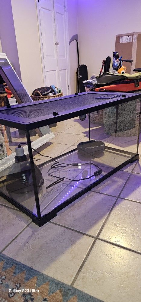 40 Gallon Thrive Temperate Reptile Terrarium With Accessories 