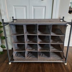SHOE RACK