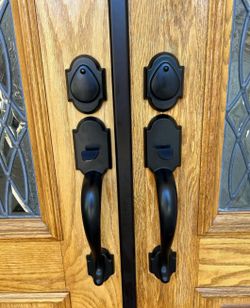 Kwikset Austin Bronze Double Door Lock Set 