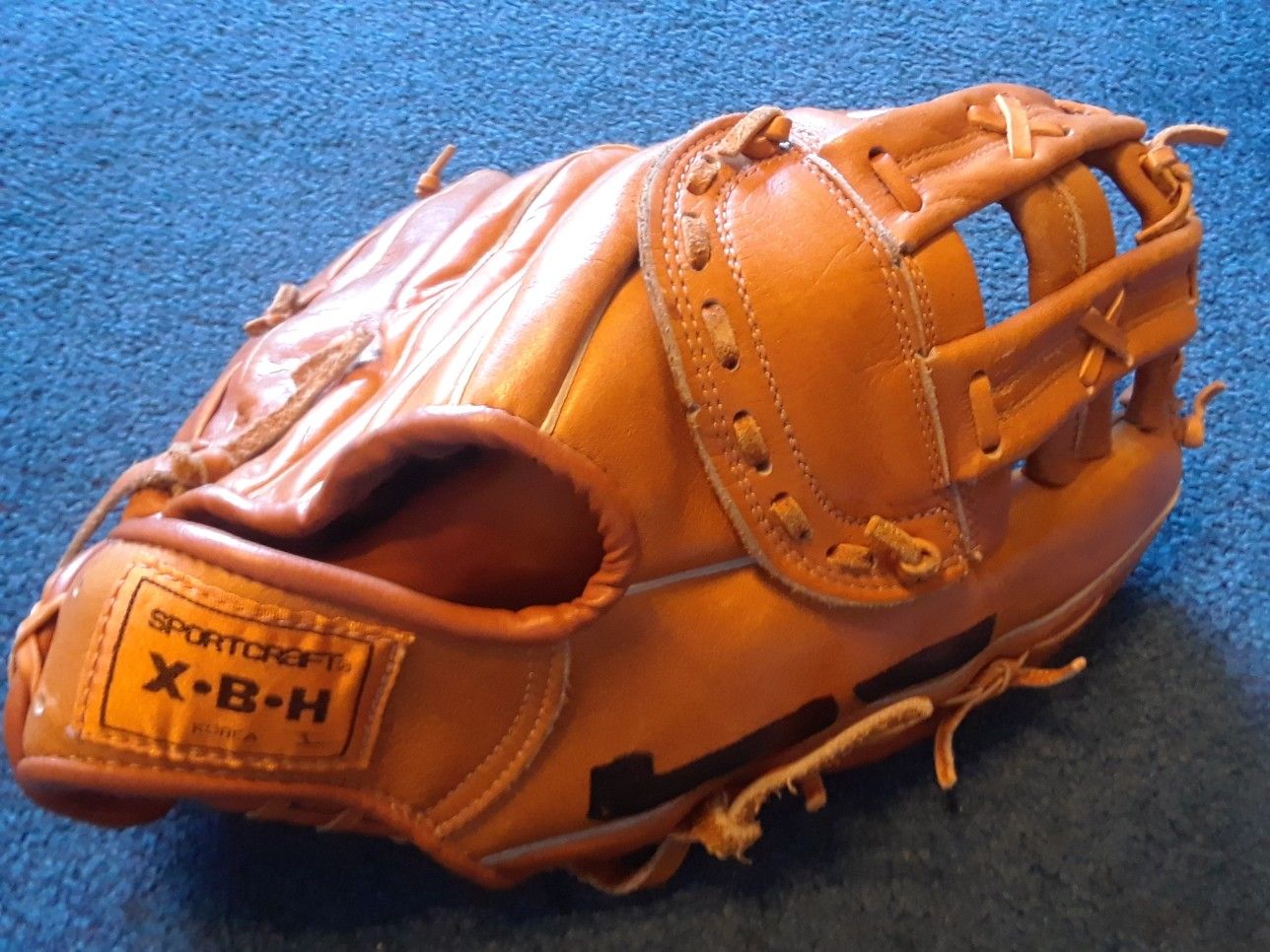 XBH Pro Stop softball glove