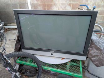 Large table top big screen