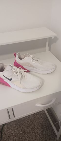 Nike Womens Air Max Motion 2 'White Pale Pink'