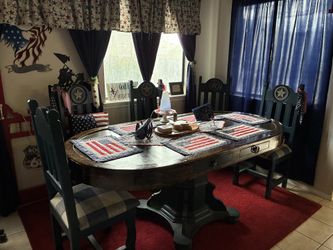 Dining room table and 5 chairs