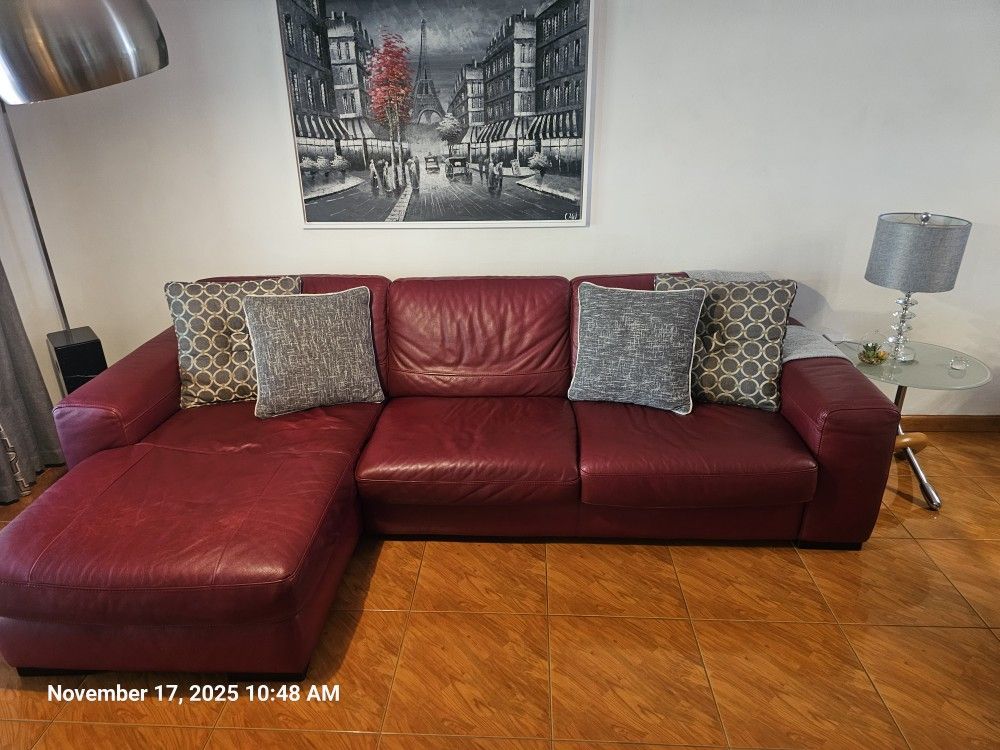 Natuzzi Leather Sofa Bed