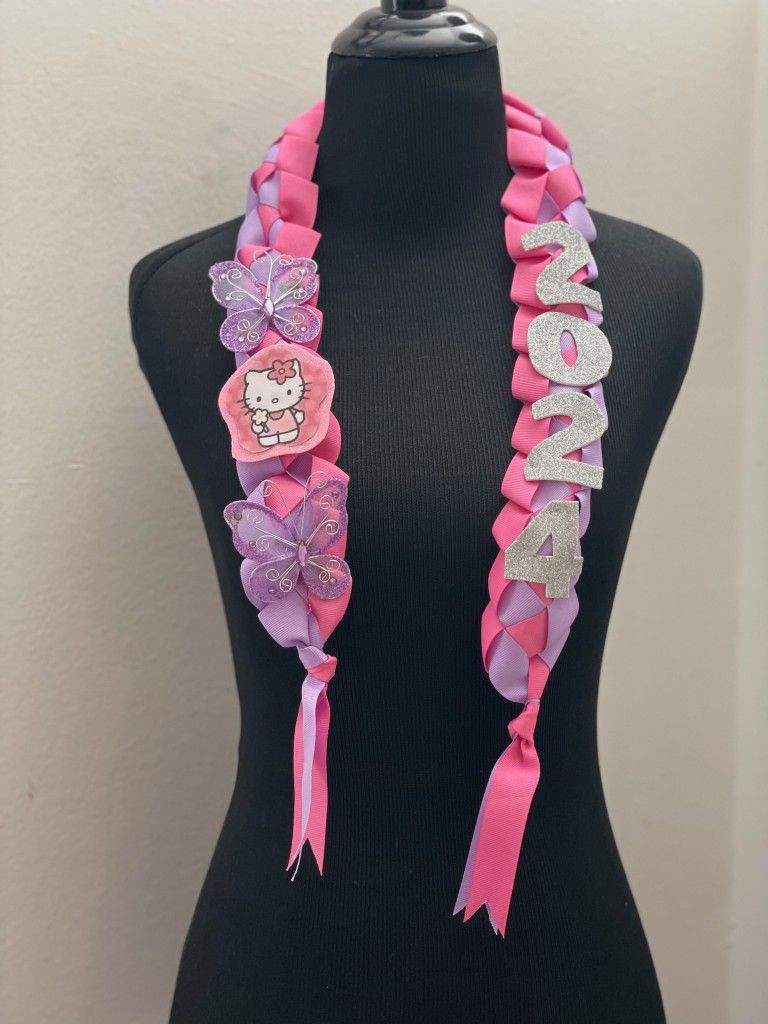 Hello Kitty Graduation Lei