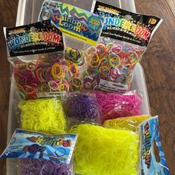 Assorted colors of Rainbow Loom bands for crafting. Have the tools. Perfect for HOLIDAYS’s gifts 🎁. You can choose any colors you want. Or give me OB