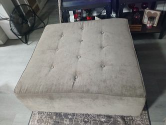 Large ottoman