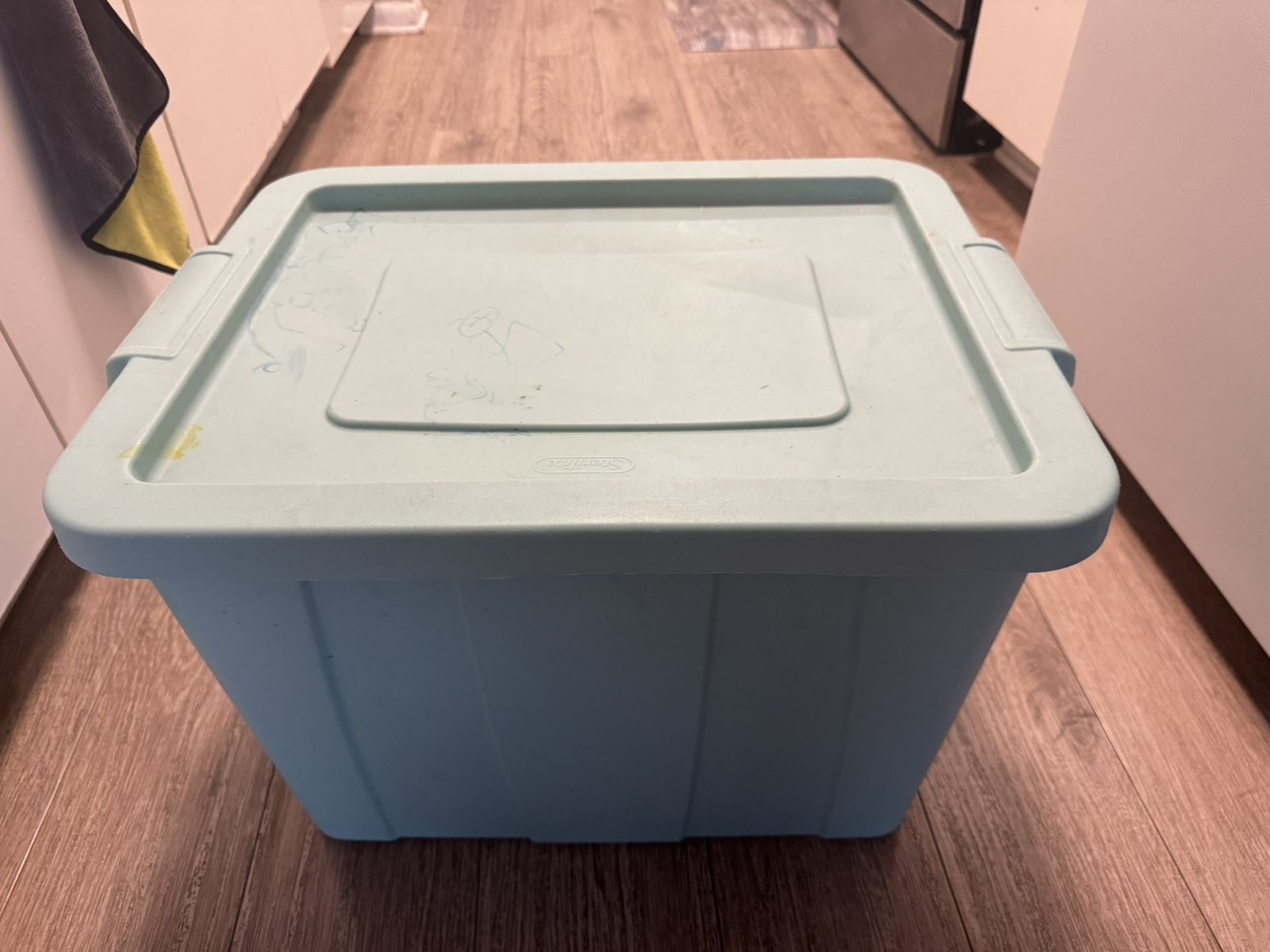 Storage Container