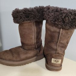 UGG AUSTRALIA , FUR BOOTS Sz 6.5, BROWN COLOR, 11"INCHES TALL, GOOD  CONDITION! #1288
