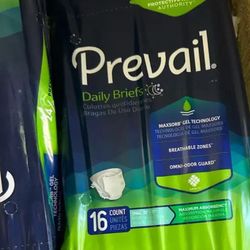 Prevail Daily Briefs Diapers Size S
