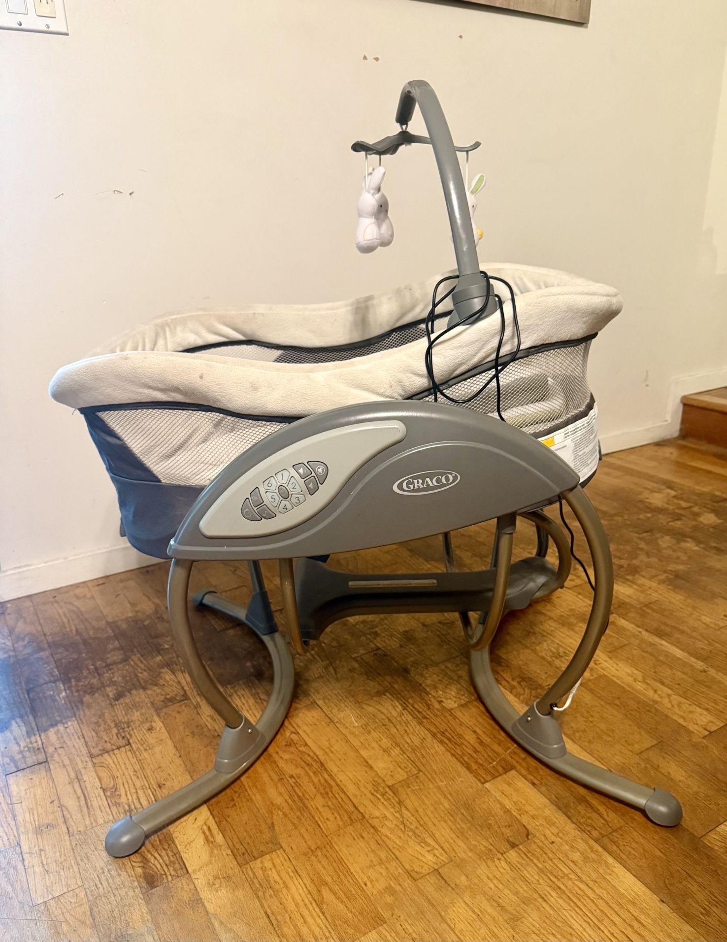 Graco Bassinet Style Swing