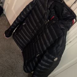 moncler