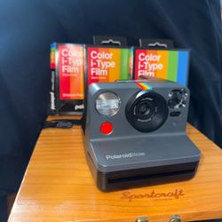 Polaroid Now Generation 3 I-Type Instant Camera Color Black For Parts or Repair