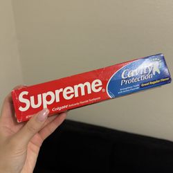 Supreme x Colgate Toothpaste 
