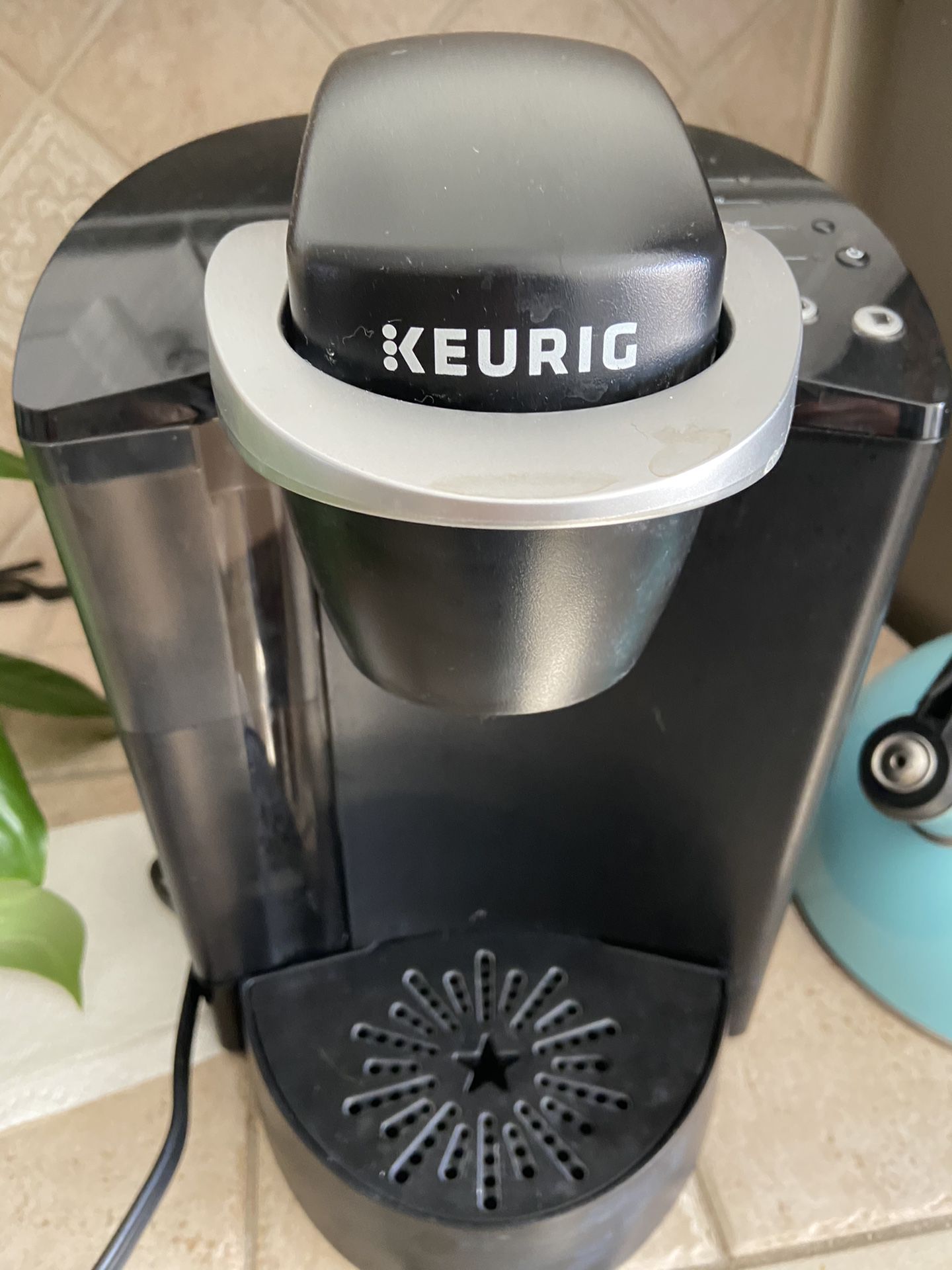 Keurig coffee maker used and functional