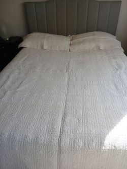FULL/ QUEEN COTTON QUILT & SHAMS