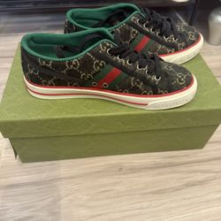 GUCCI SHOES 