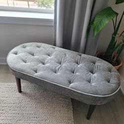Velvety Tufted Bench 