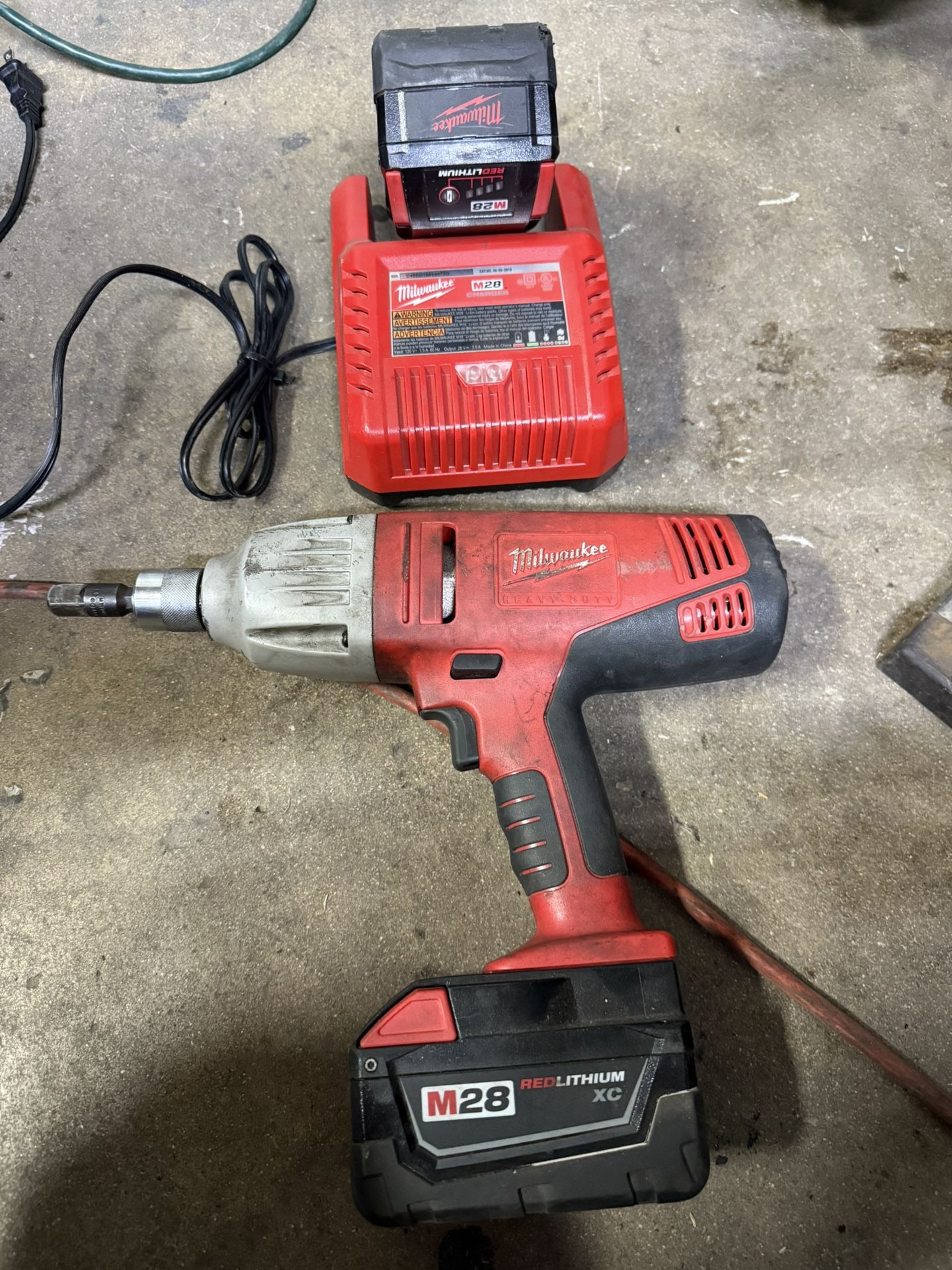 Milwaukee M28 Impact Wrench