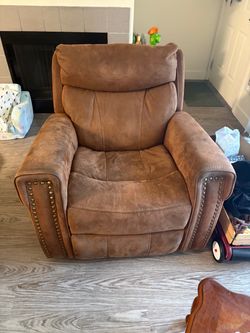 Rocking Chair/Recliner