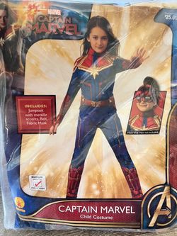 Girls captain marvel Halloween costume 5-7 nwt