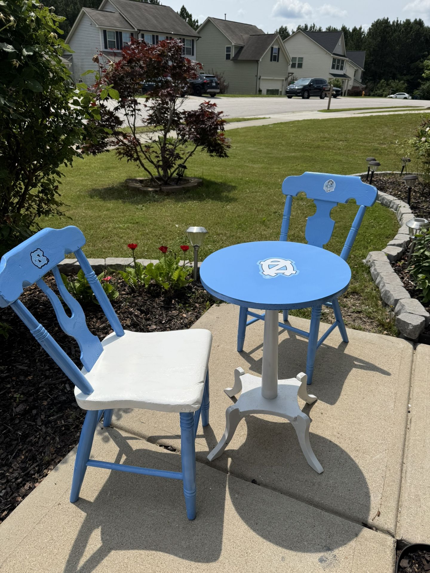 UNC Kids Table And Chairs
