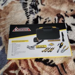 $15 NIB TOOL KIT 39 pieces