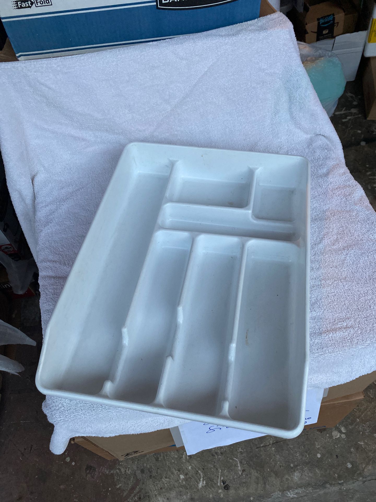 Rubbermaid plastic silverware drawer organizer