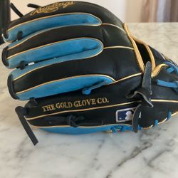 2025 Rawlings Heart Of Hide 11.5,  Navy/Columbia Blue 