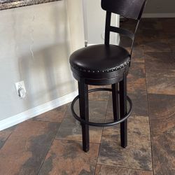 7 Bar Height Stools 
