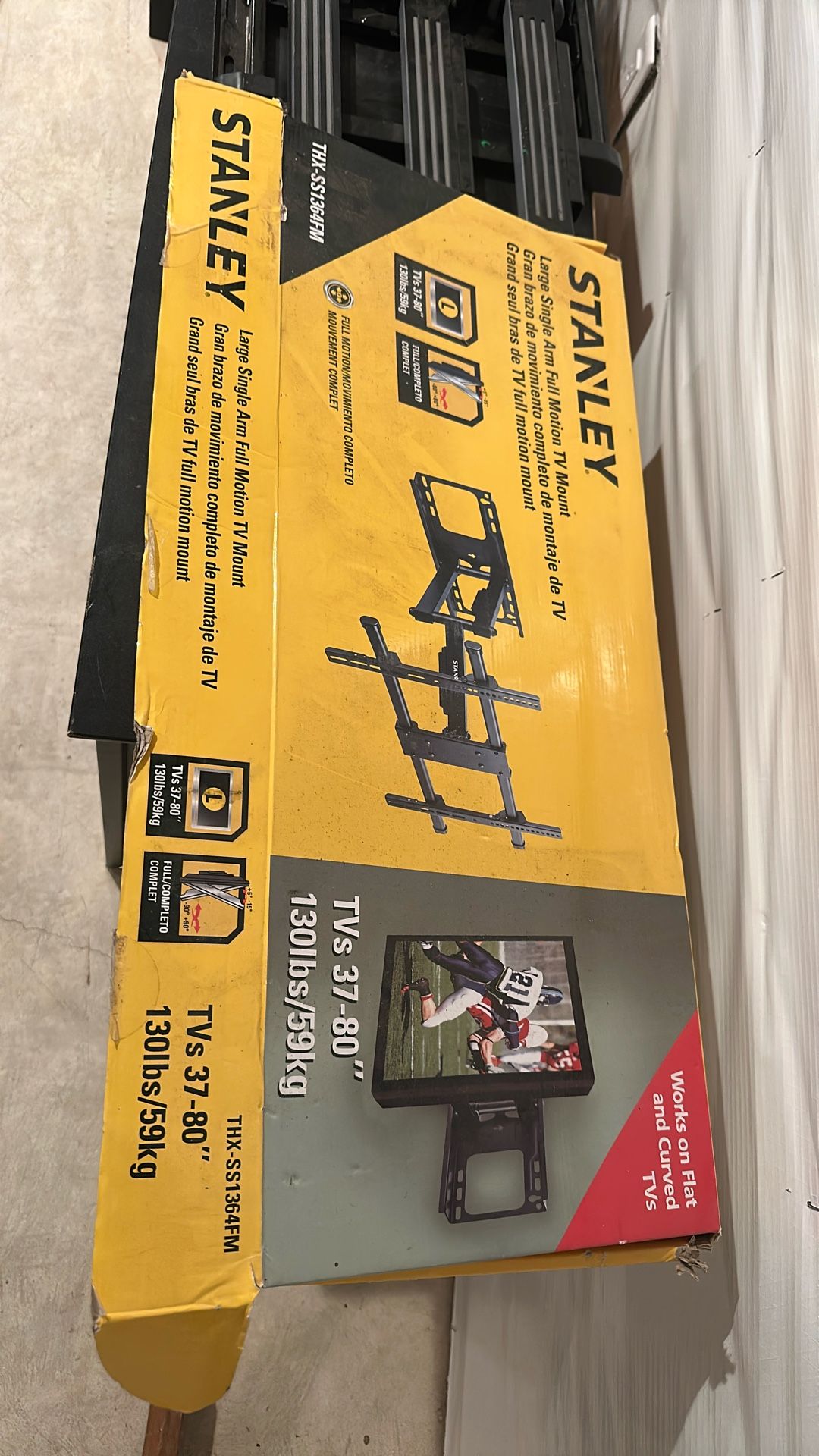 Large Single Arm Full Motion Tv Mount 37-80”