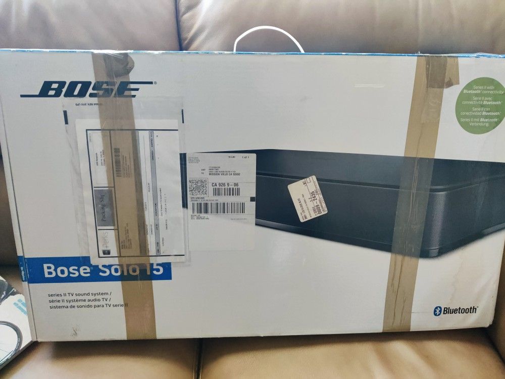 Bose Surround "Solo 15"