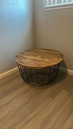 Round Wood Top Wire Basket Coffee Table