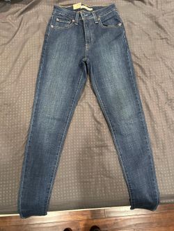 Levi’s High Rise Skinny size 25