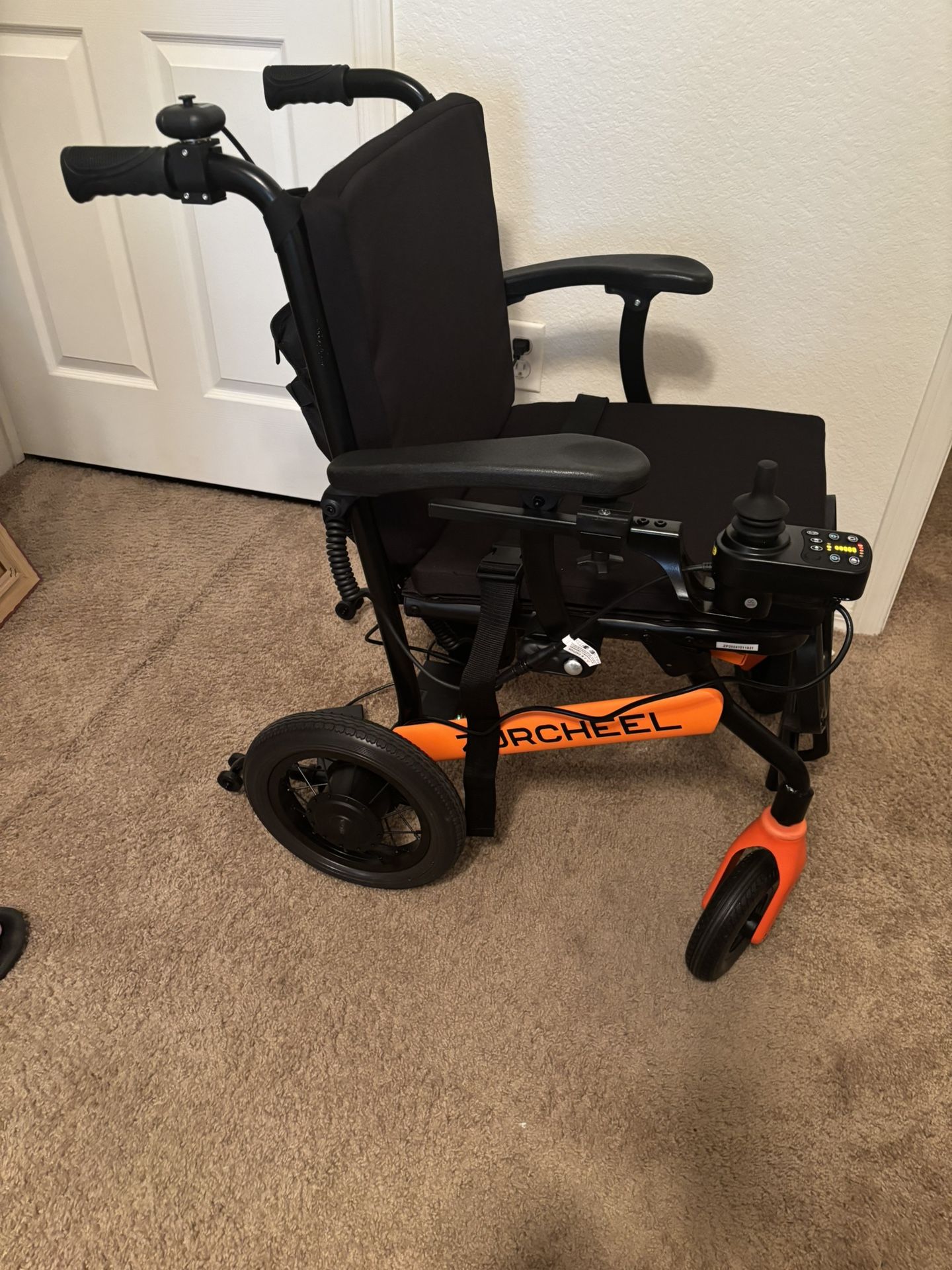 Lightweight Zurcheel Electric Wheelchair