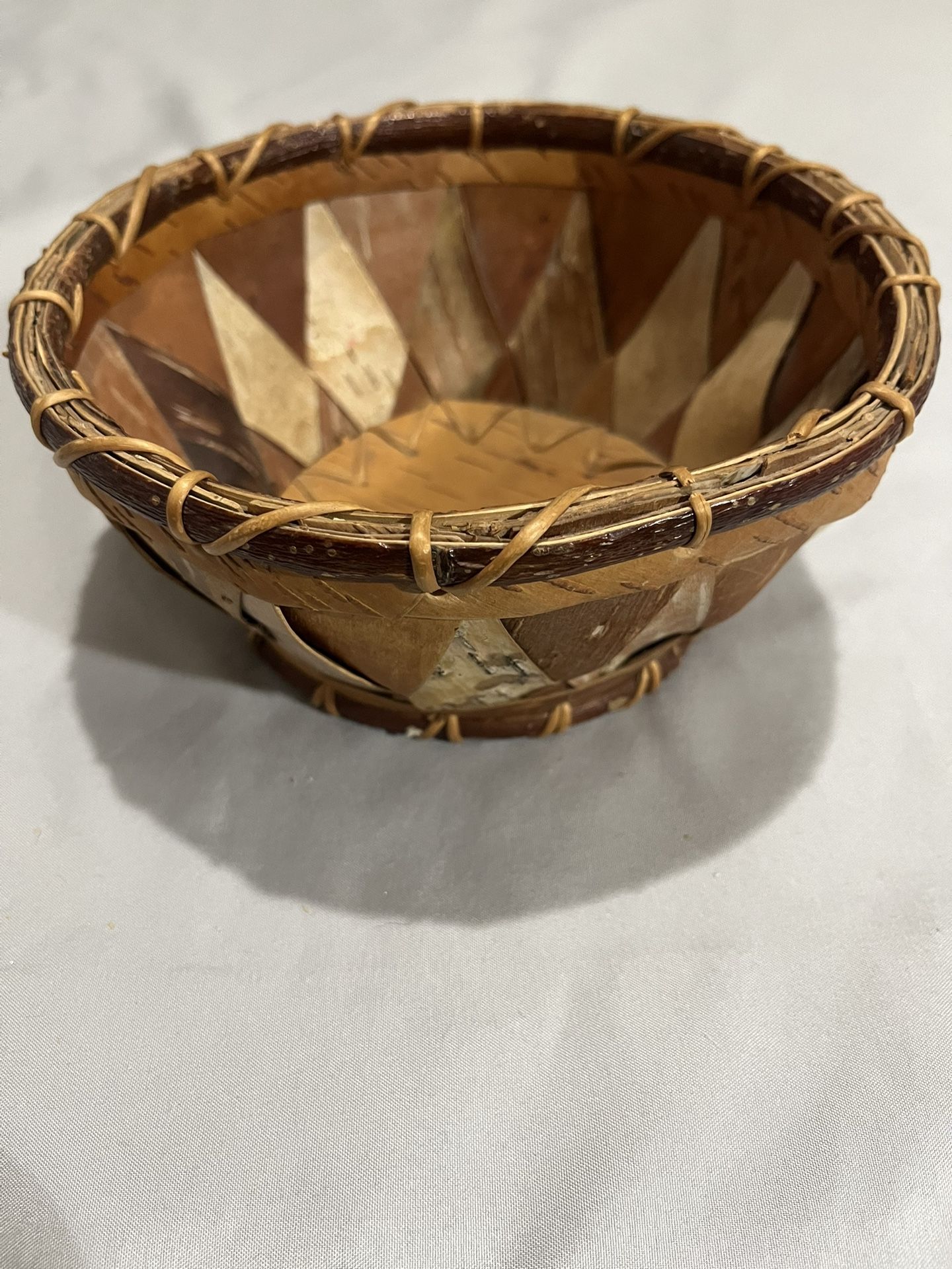 This Handmade Collectible is an Alaska Native Inupiaq birch bark basket 7”x3”