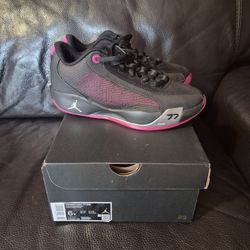 Jordan Luka .77 Sz 6y Basketball Shoes