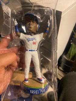 Yasiel puig dodger bobble head