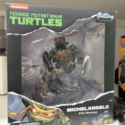 TMNT Michelangelo Statue/figure 