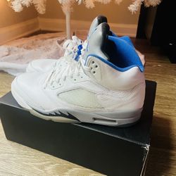 Air Jordan 5 Retro ‘Stealth 2.0’