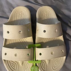 Croc Sandals Size 8 Women